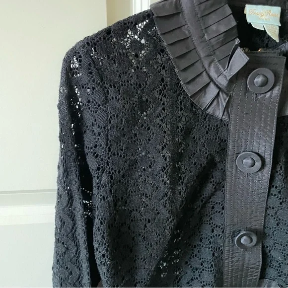 Tracy Reese Black Lace Ruffle Cropped Button Front Blazer Jacket Size Large - Picture 4 of 9